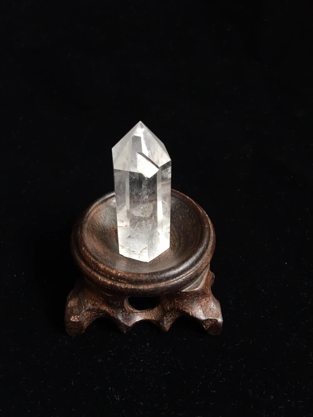 Free shipping Transparent Natural Clear Quartz Crystals points Single