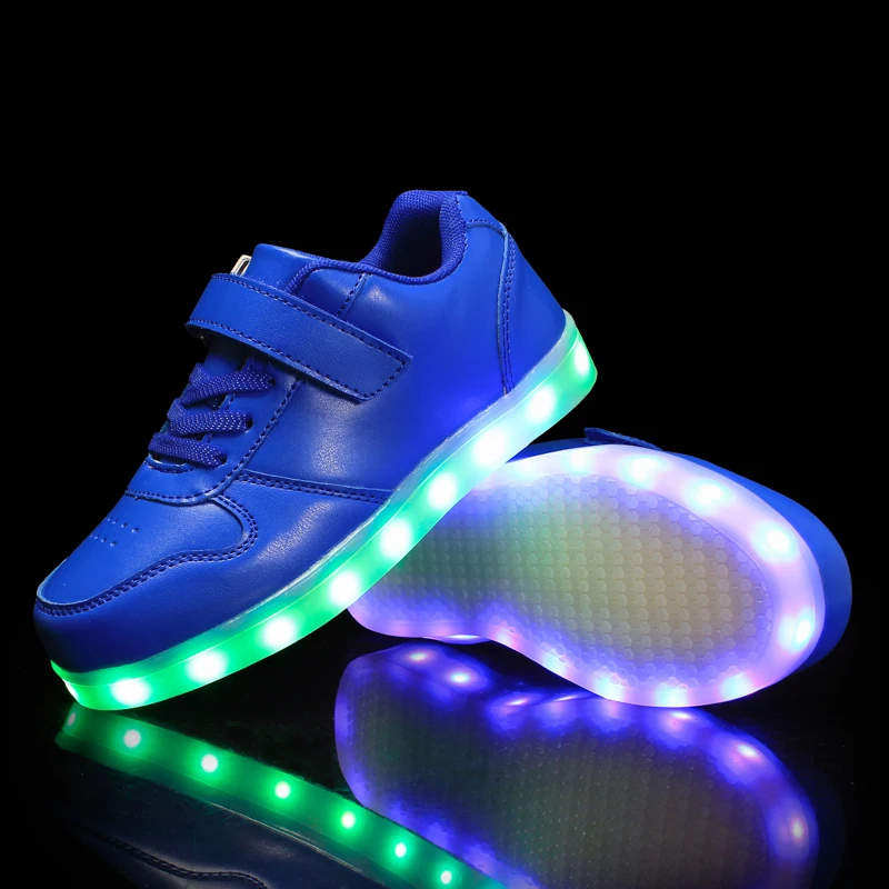 Goedkoop Maat 25 37 USB Opladen Kinderen Jongens Schoenen met Zool Enfant Led Licht Gloeiende Lichtgevende Sneakers voor Meisjes Schoenen kids Led Schoenen