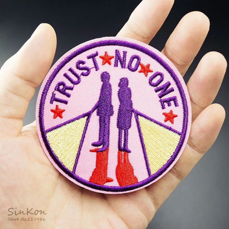 

TRUST NO ONE (Size:7.6x7.6cm) Iron On Patch Embroidered Applique Sewing Clothes Stickers Garment Apparel Accessories
