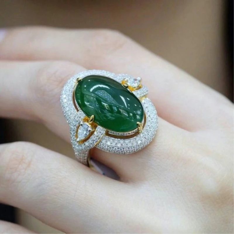 

2019 new fashion big green color ladies ring 925 sterling silver stone ring retro party wedding ring female best jewelry O5Q575