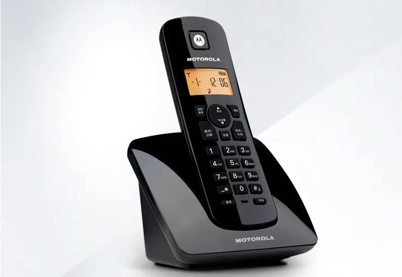 Домашний телефон компании. DECT Motorola c1001lb+. Motorola c1001lb+ радиотелефон. DECT-телефон Моторола c4200c. DECT Motorola c1001lb+ комплект.