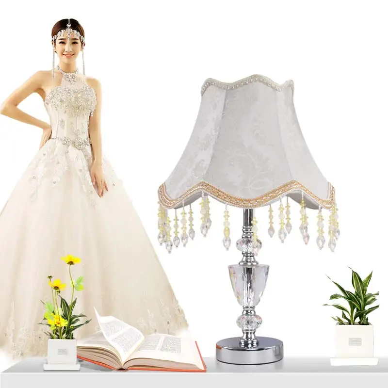 Chrome-Luxury-Modern-Crystal-Table-Lamp-Fabric-Lampshade-Living-Room-Bedroom-Bedside-Table-Lights-Home-Lighting (1)