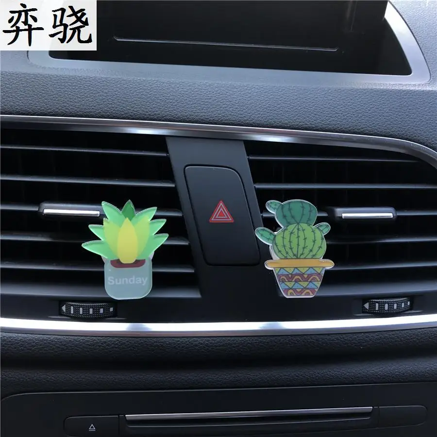 

Beautiful plastic cactus shape Car adornment perfume clip Women's car air freshener potted plants Perfume