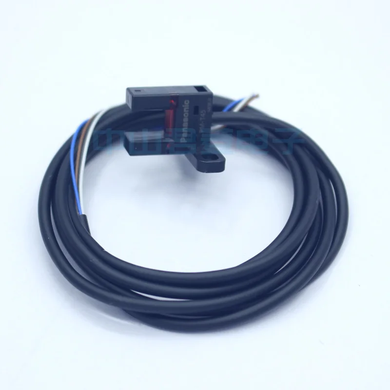 Free Shipping Panasonic PM-T45 Groove photoelectric switch sensor Brand new genuine authentic | Инструменты