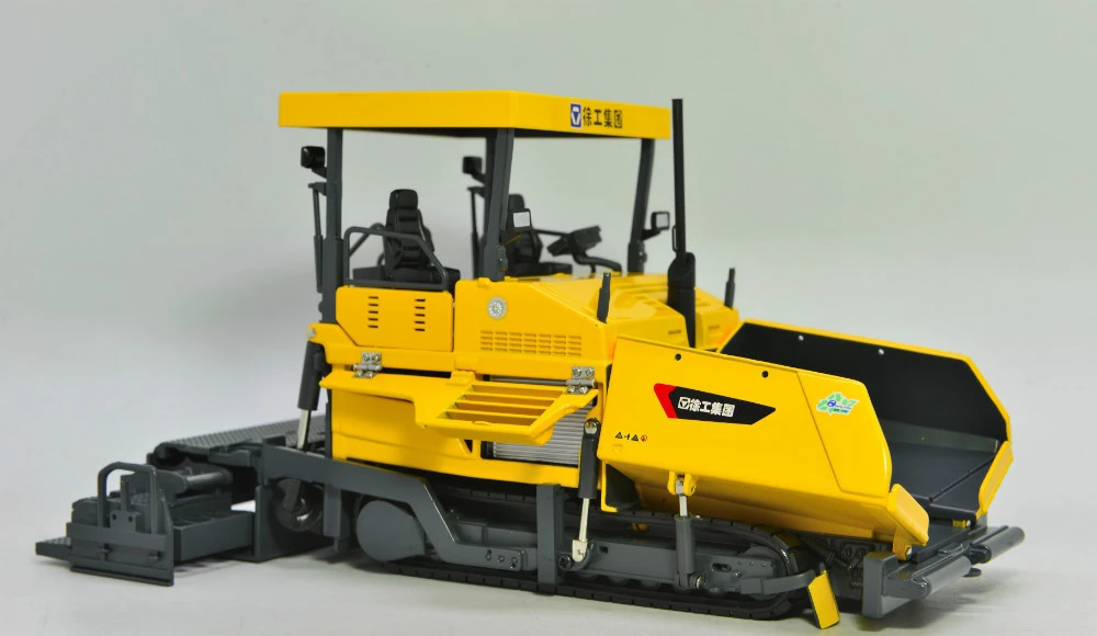 1:35 XCMG RP1256 Aspal Paver dengan 