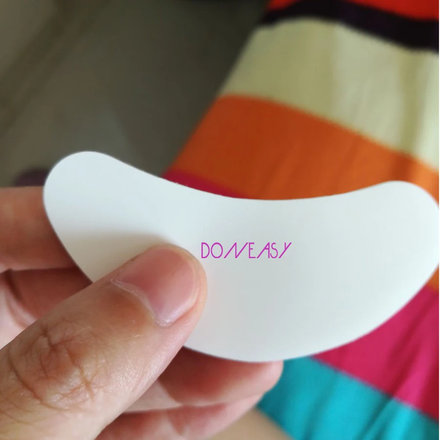 4 round eyelash extension pad