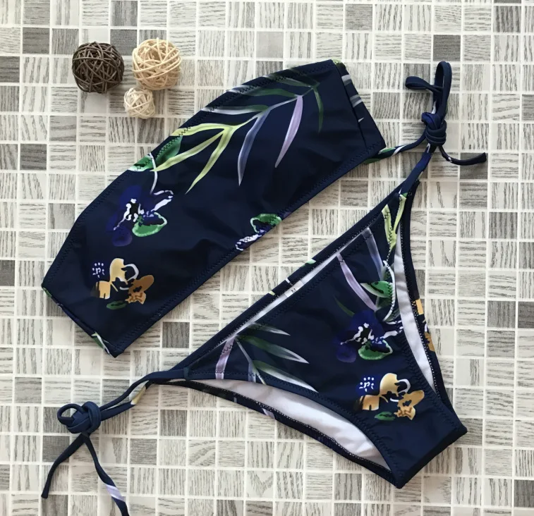 

Melphieer Vintage Retro Biquini Print Bikini Set 2018 Maillot De Bain Backless Swimsuit Female Bandeau Swimwear Bathing Suit