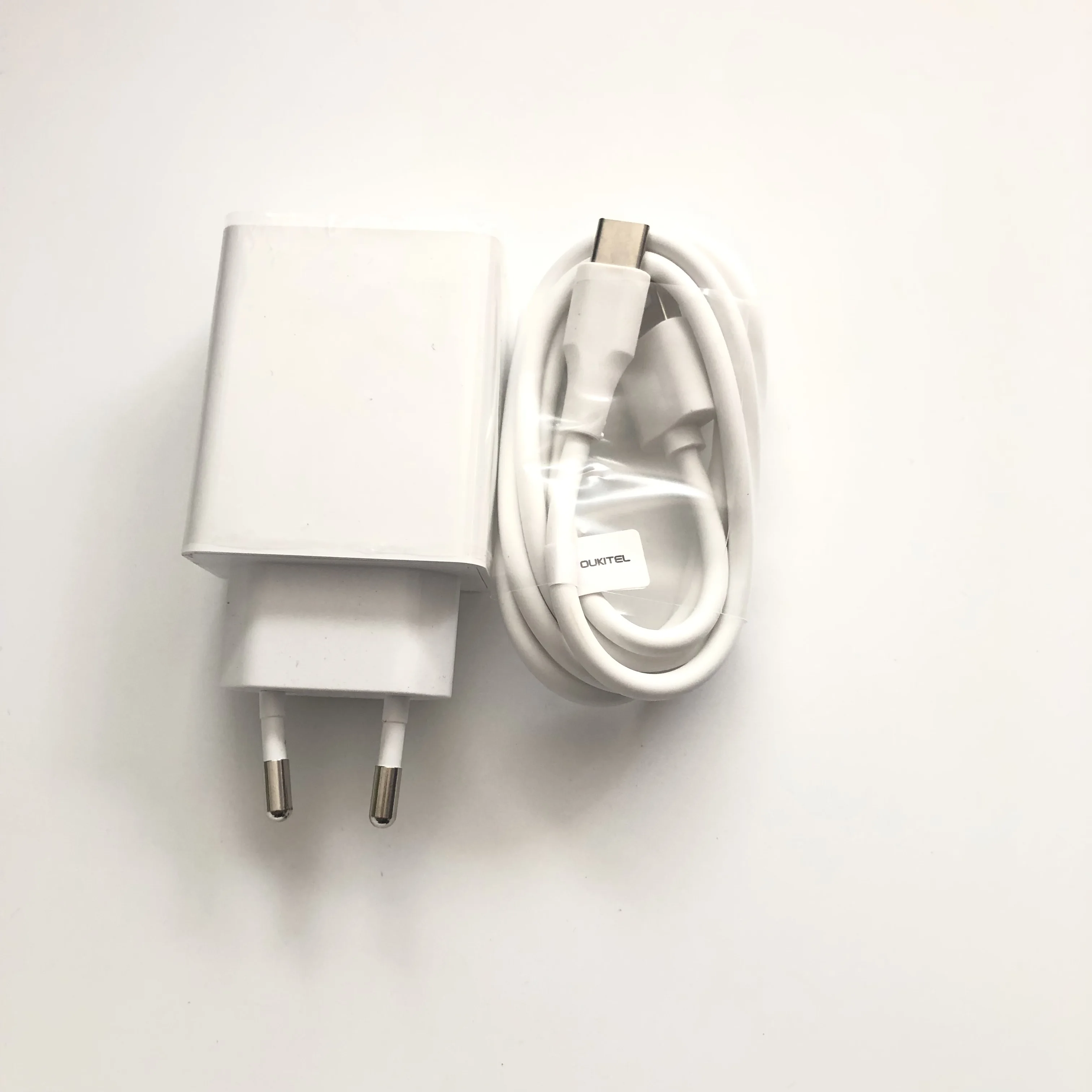 

OUKITEL K6 New Travel Charger + USB Type-C Cable For OUKITEL K6 MTK6763 Octa Core 6.0''FHD 2160x1080 Smartphone