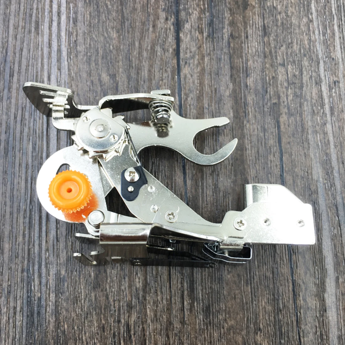 

Presser Feet Tool Sewing Machine Presser Foot Ruffler Foot Low Shank Can Play A Variety Of Pleats Universal For Most Brand