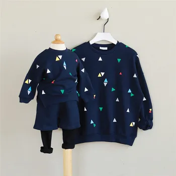 

Pattern Triangle Printed The Same Clothes for Mom and Son Family Clothing Casual Popular Baby Girl Tops Sweater Matching Outfits