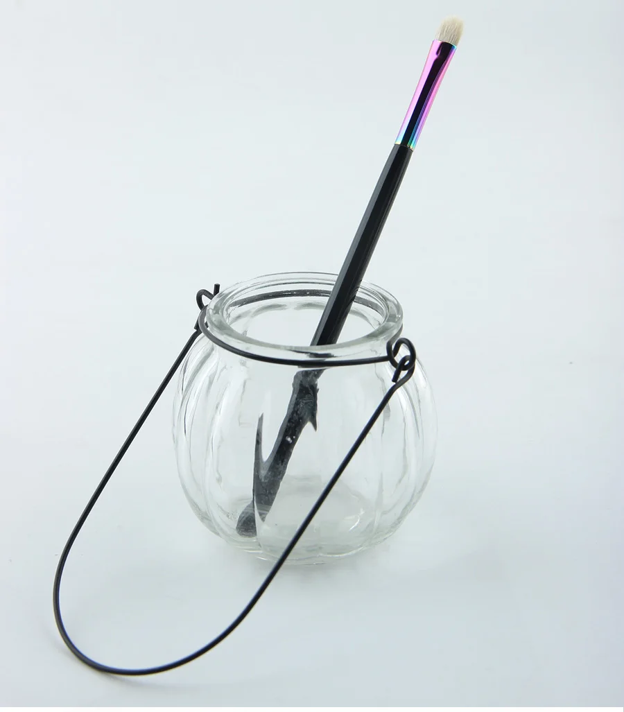 makeup brushes (1)