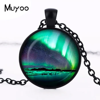

2017 new hotRomantic Northern Lights Pendant Aurora Necklace Round Photo Pendant Custom Jewelry for Women HZ1
