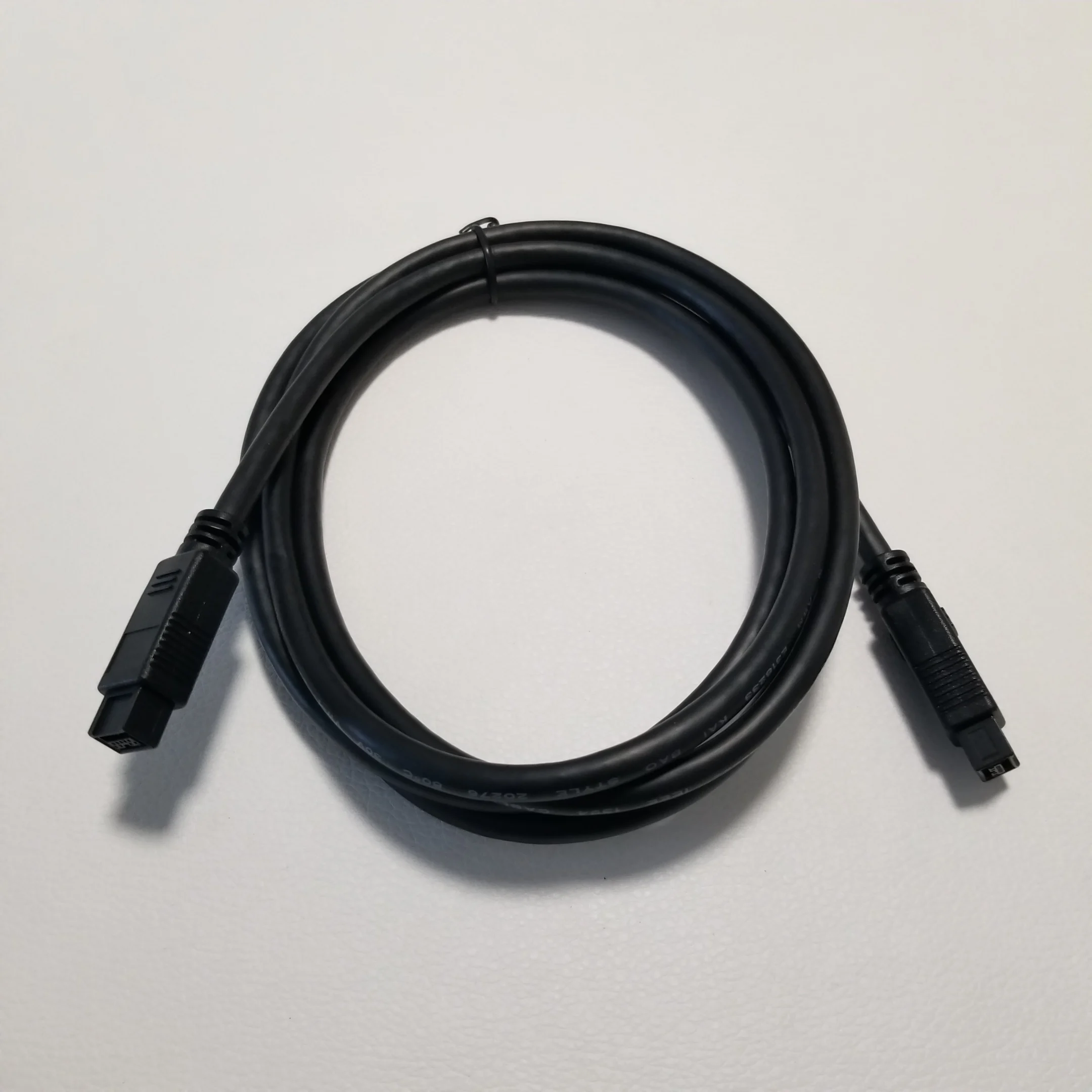 

IEEE 1394 FireWire 800 to 800 9Pin to 9Pin Data Extension Power Cable 1.8M Black