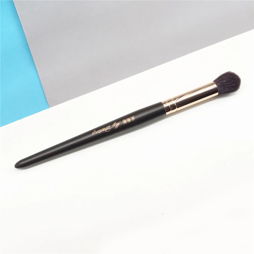 My Destiny 033 Small Highlighter Brush _ 4