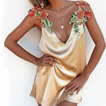 Новые винтажные женские летние топики на тонких бретельках Мини Цветочная вышивка топики глубокий v-образный вырез без рукавов сексуальные топики