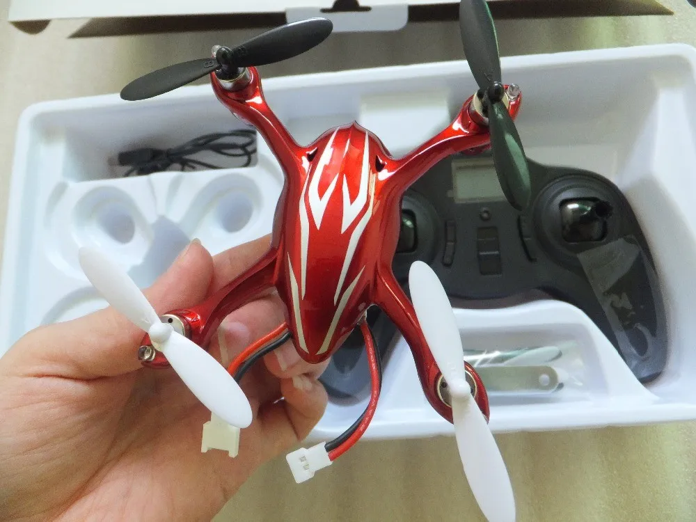 

Upgrade Version Hubsan X4 H107C 2.4G 4-axis Quadrocopter RTF with 200W Aerial Camera Video Recording Helicopter