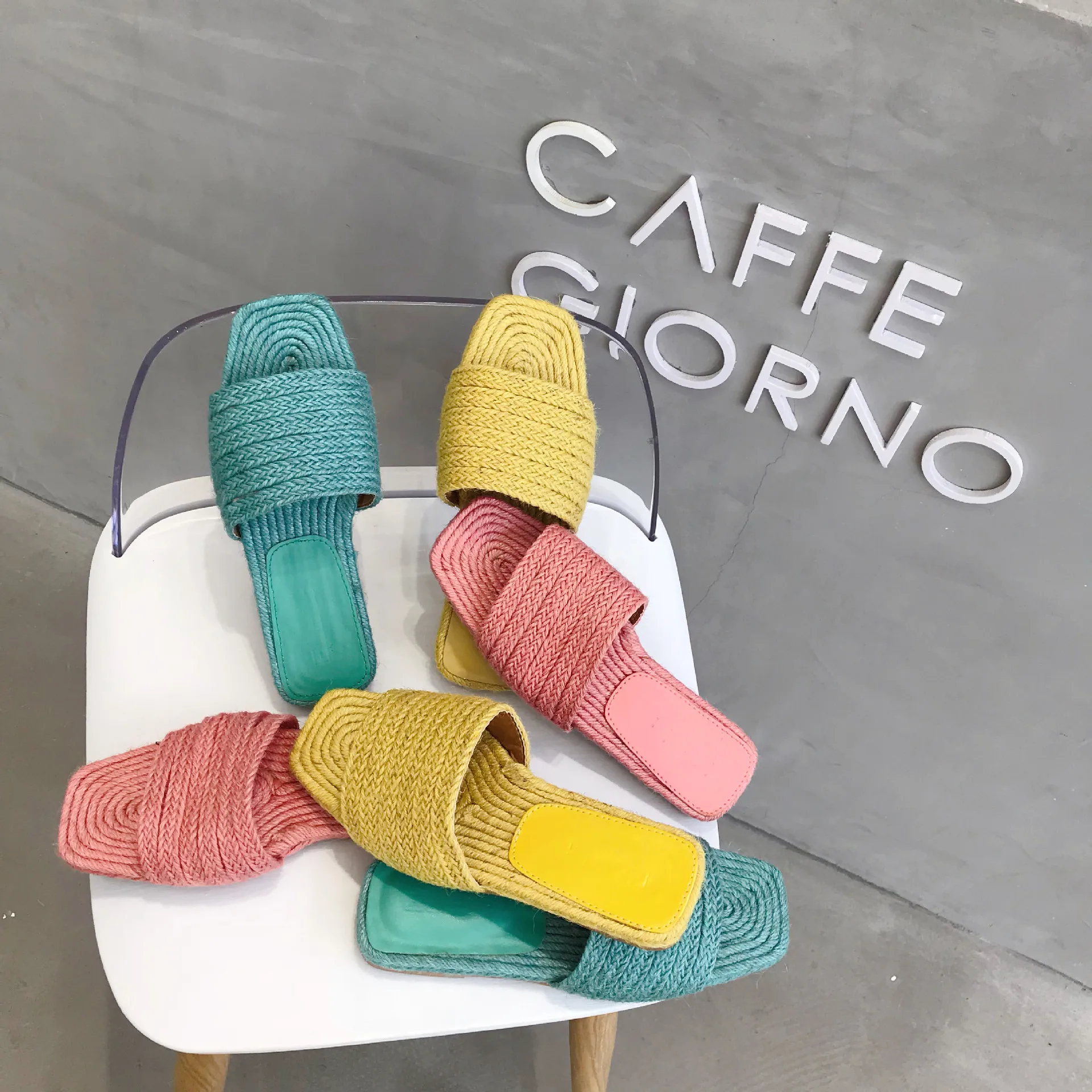 outdoor beach slippers