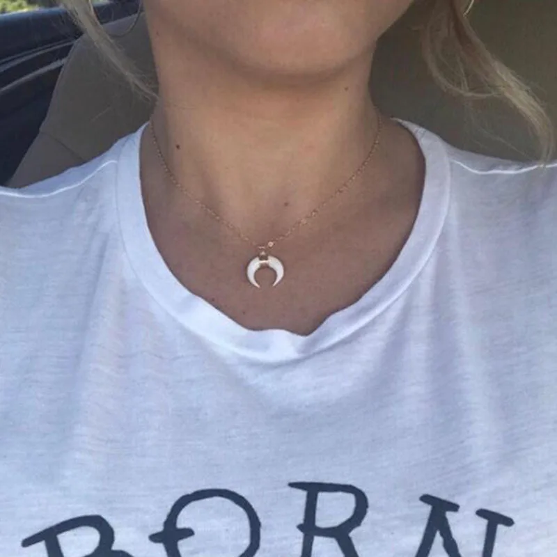 

Fashion Silver Gold Simple Chain Resin Small Moon&Horn Pendant Choker Necklace Women Girl Friend Gift Chic Neck Accessories