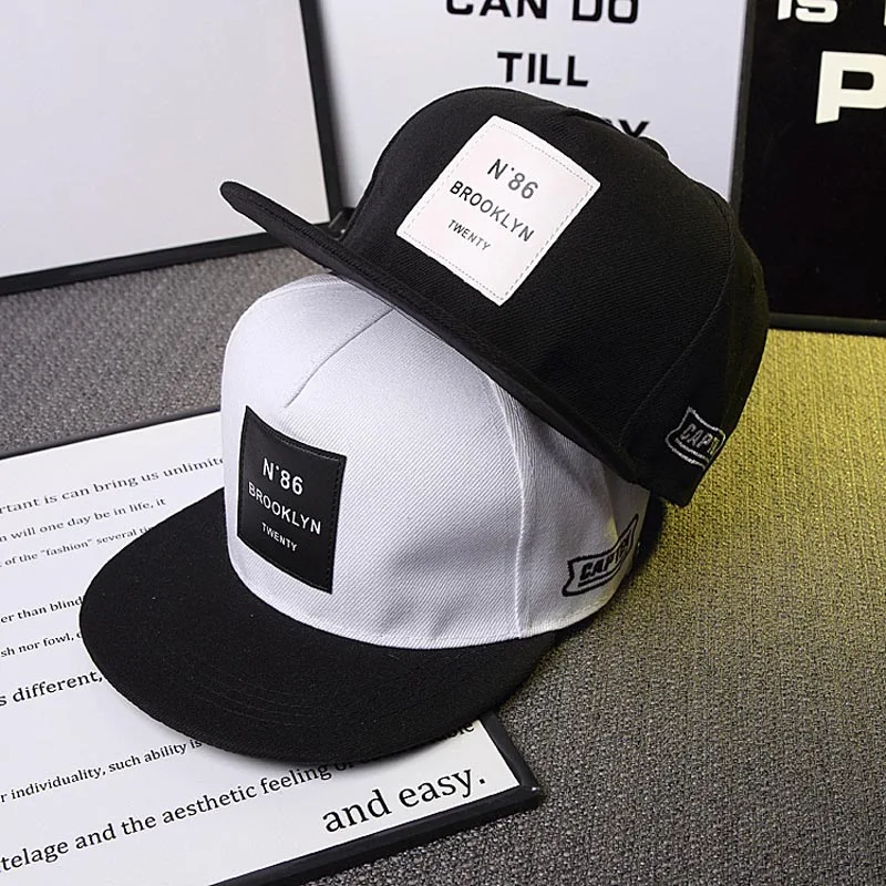 

2019 New Men Womens BROOKLYN Letters Solid Color Patch Baseball Cap Hip Hop Caps Leather Sun Hat Snapback Hats