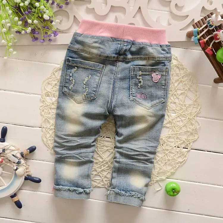 Классический Весна для маленьких девочек мягкие джинсы модные штаны Детские джинсы детские мягкие джинсовые штаны