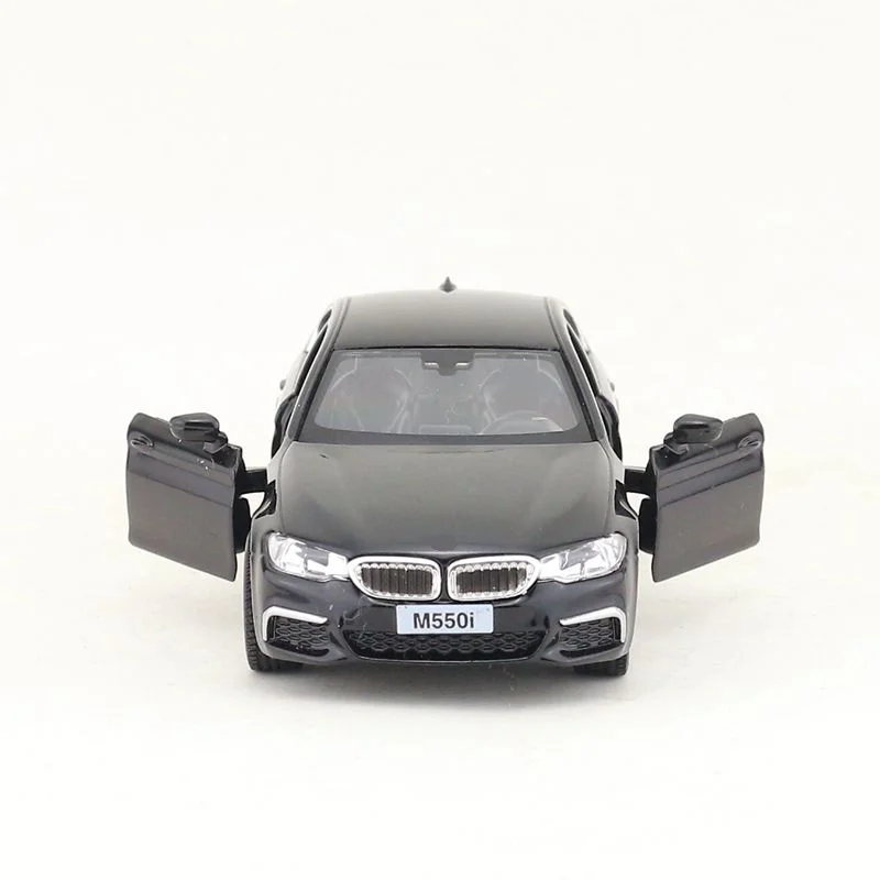 M550i (8)