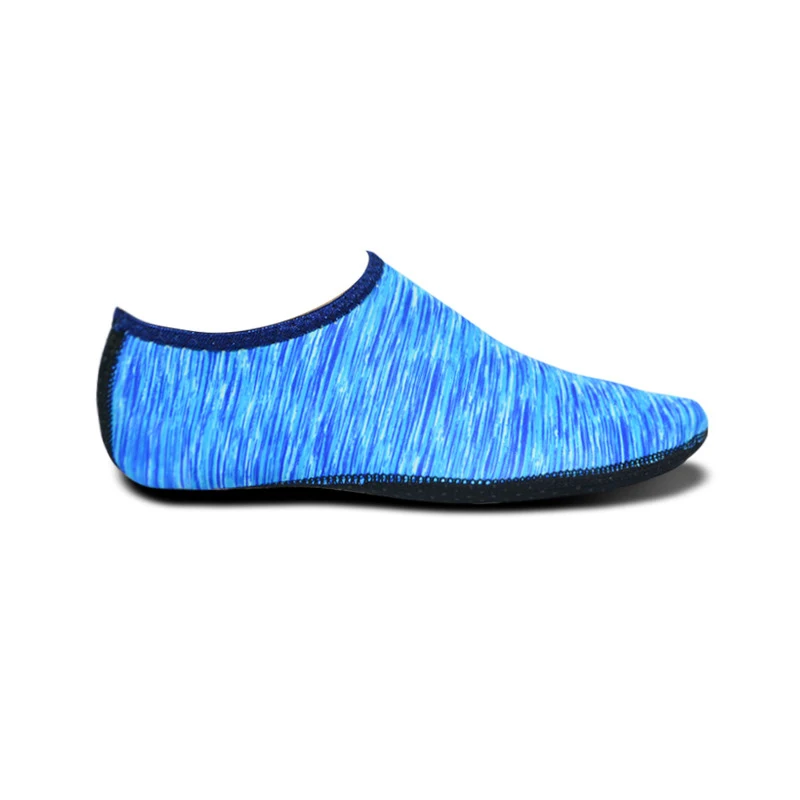 Водонепроницаемая обувь для плавания; пляжная обувь для мужчин и женщин; мягкая прогулочная обувь унисекс на плоской подошве; обувь для дайвинга; нескользящие носки; кроссовки; морские Тапочки - Цвет: stripes blue