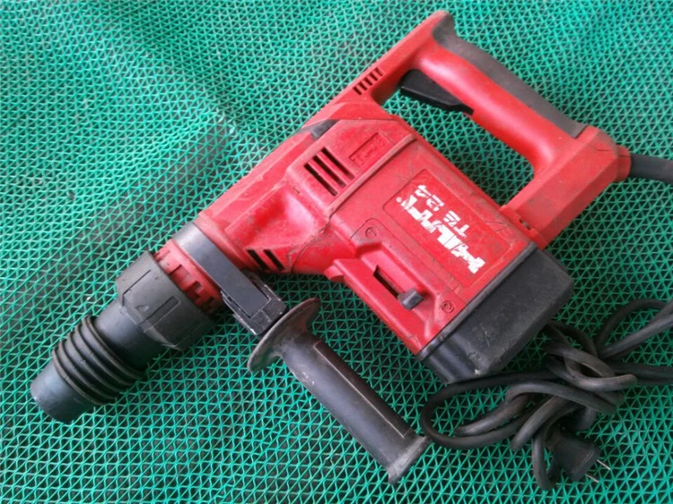 HILTI/ヒルティ ロータリーハンマドリル TE24 32mm○SDSプラス