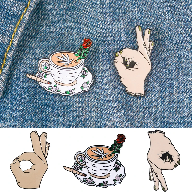 

1PC Hat OK Bag Scarf Hand Finger Sign Enamel Collar Sweater Backpack Brooch Glove Jeans Wear Okay Signal Gesture Badges