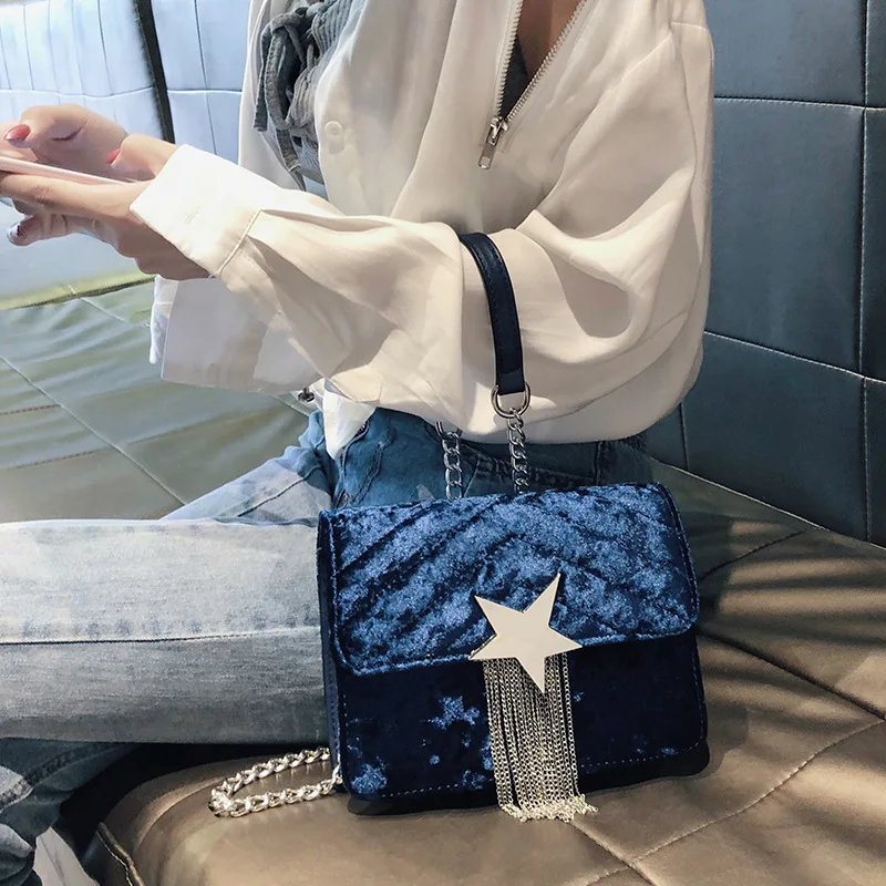 

mixtx 2019 Winter Women Velour Messenger Bag Plush Handbag Chic Chain Crossbody Fashion Stars Tassel Totes Female Shoulder Bag