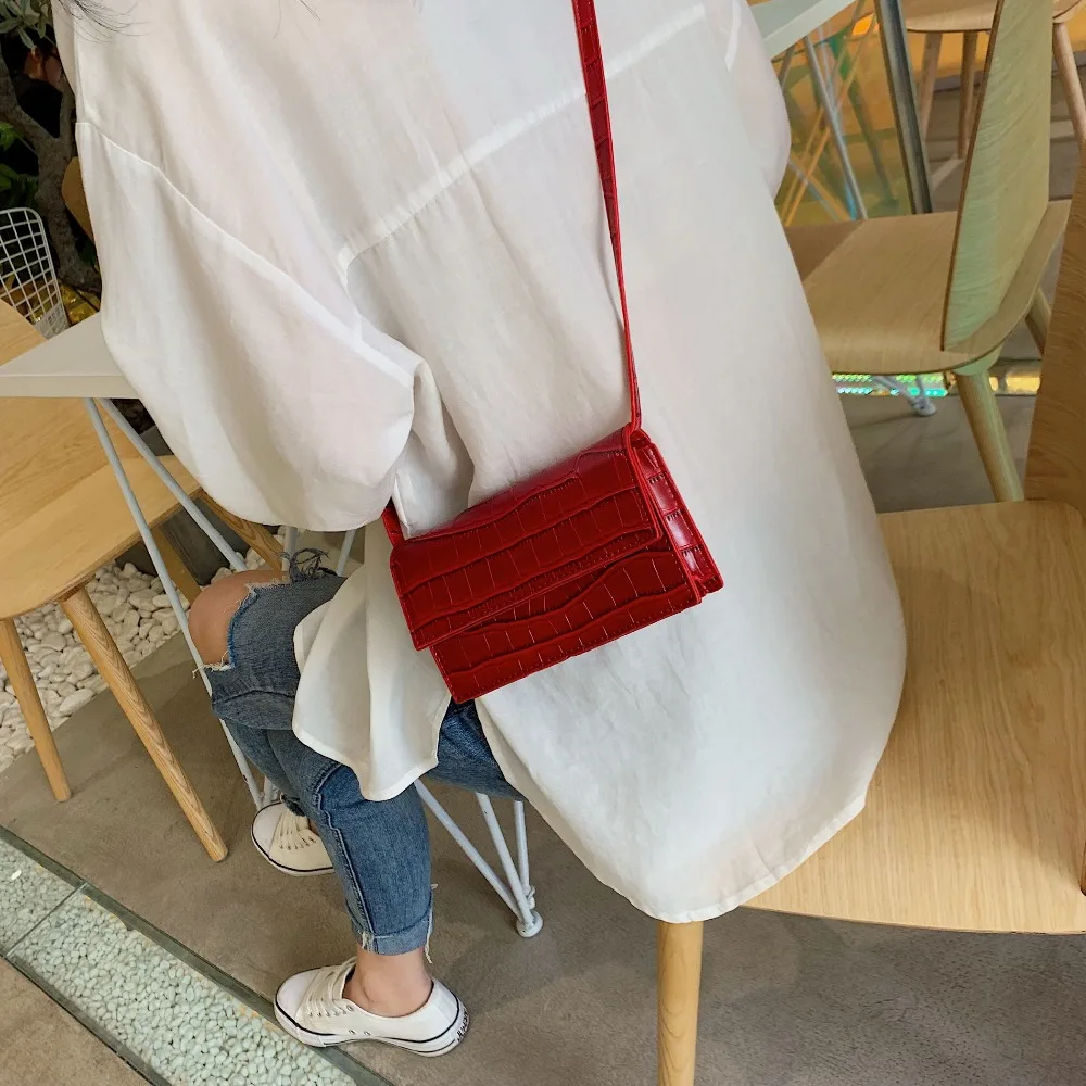 الحجر نمط Crossbody حقائب للنساء 2019 صغيرة بو الجلود المحافظ و حقائب جديد مصمم السيدات الكتف حقيبة ساعي