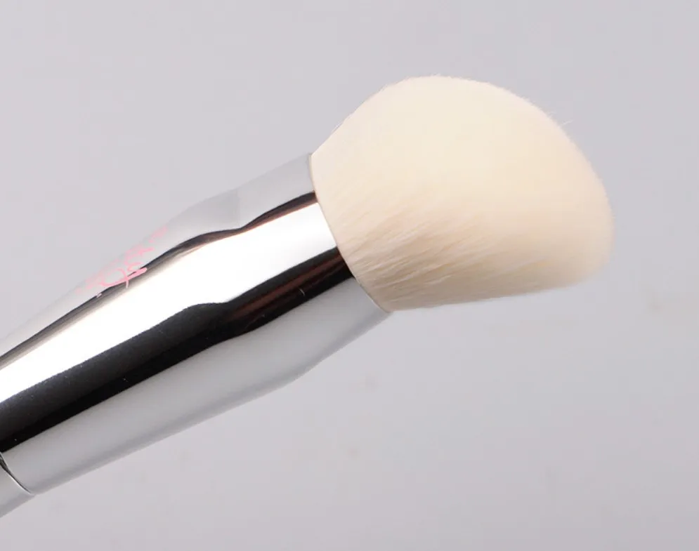 1 pezzo Pennello per fondotinta Crema BB liquida Fondotinta Contouring Make up Strumento di bellezza per capelli sintetici ad angolo rotondo - immagine 2