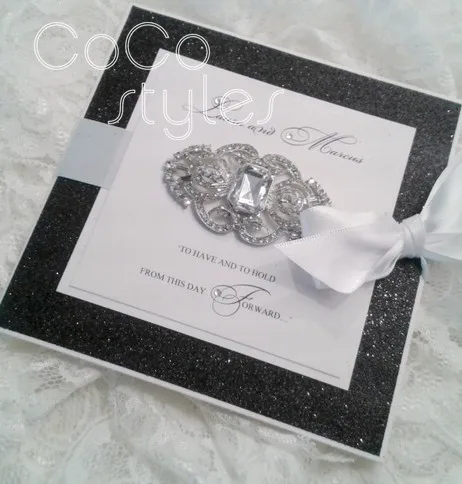  Cocostyles customized luxury silver print glitter design invitation card with brooch and ribbon for - 32891000251