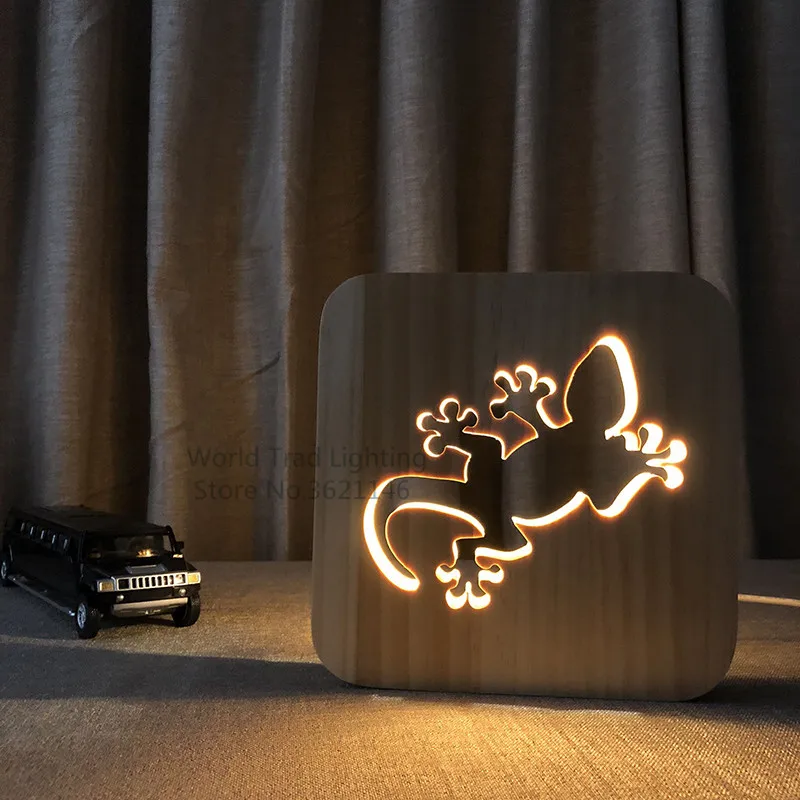 LED Decorative Gecko Walk lizard Shape Wood Light Lamp USB Operated