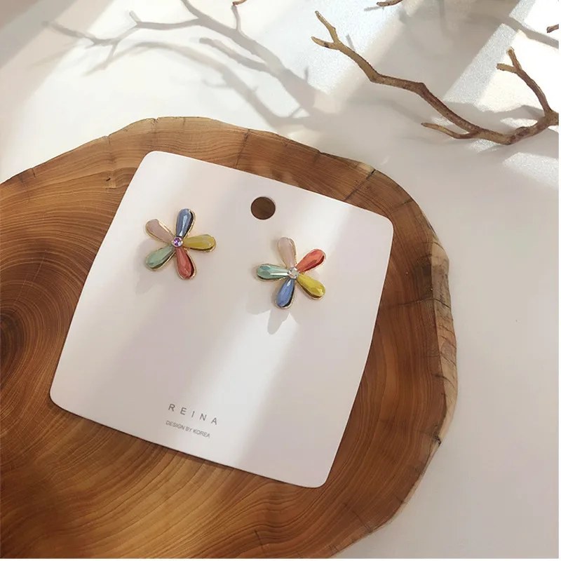 

Japan Korea Earrings Color Crystal Flower Earrings Fashion Women Ear Rings 2019 Bohemian Summer Cute Girl Allergy-proof Jewelry