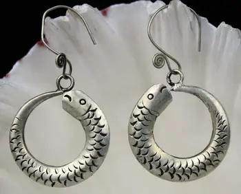 

Selling Jewelry>>Tribal exotic chinese handmade miao silver earring