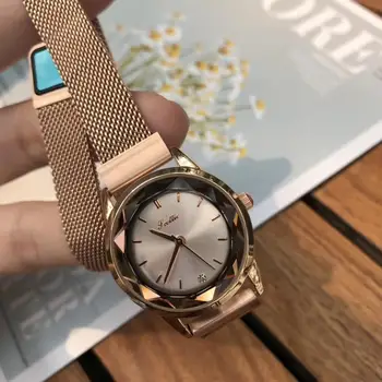 

2019 new luxury style quartz watch for women ladies clock
