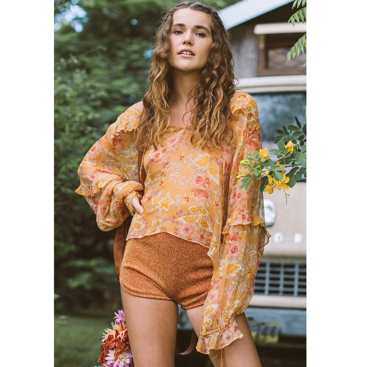 

Jastie Women Shirt Lace Up V-Neck Chiffon Top Ruffle Long Sleeve Boho Shirt Blouse 2019 Summer Floral Casual Beach Tops Blusa