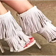 Новые Модные женские сандалии-гладиаторы с открытым носком и бахромой; пикантные босоножки на высоком каблуке с завязками на лодыжке; модельные туфли