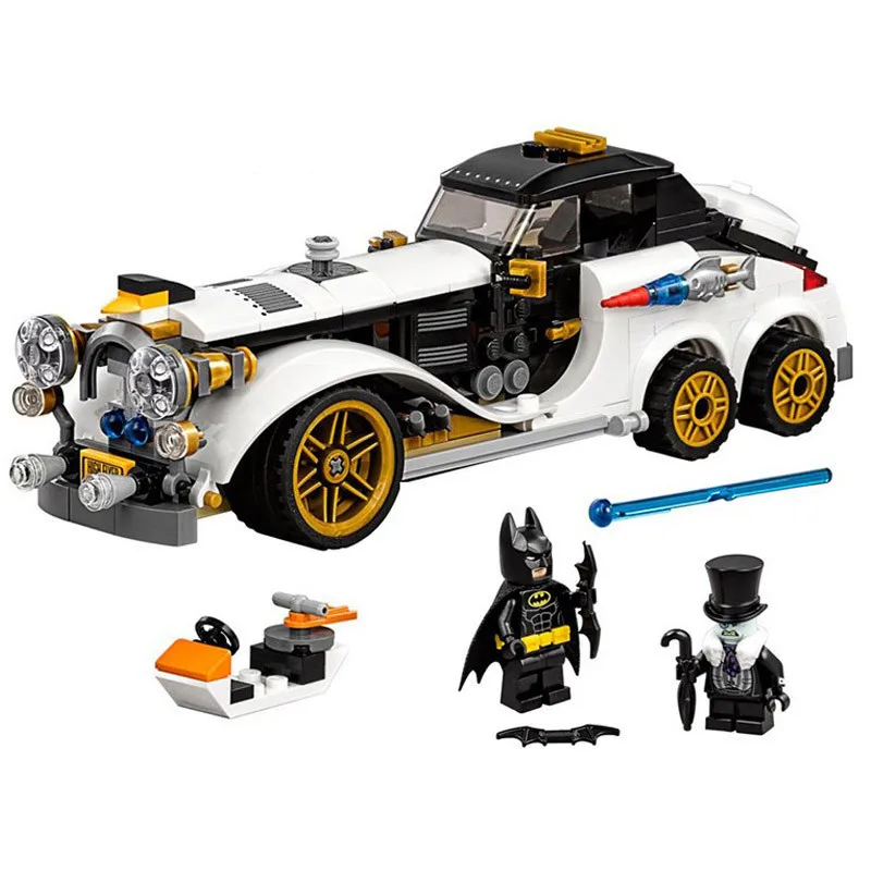 

305Pcs DIY Model Movie Series batmobile The Penguin Arctic Roller DC Super Heroes Building Blocks Bricks boys Toys