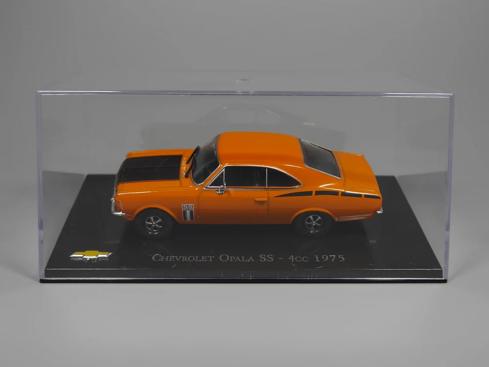 Авто ИНН-ixo 1:43 Chevrolet Opala SS 4cc 1975 литая модель автомобиля