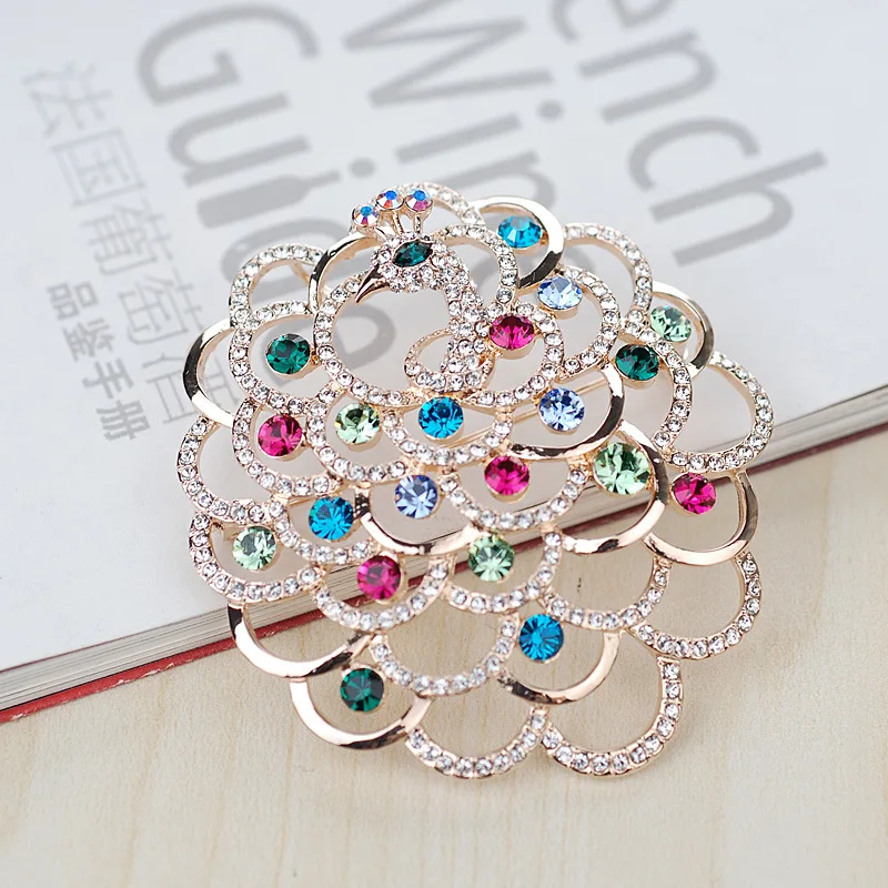 

Fashion elegant full rhinestone crystal brooch corsage accessories vintage royal fresh jewelry high quality brand jewellery