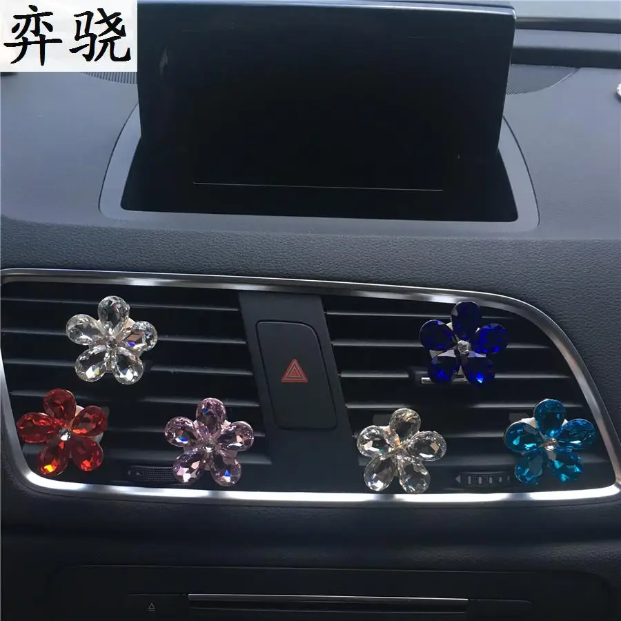 

exquisite Five glass flower petals Automobile air conditioning decoration Perfume clip Ladies car styling Ornaments Car perfume