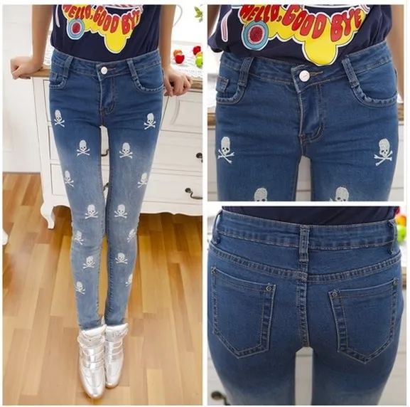 2014 Single latest exquisite embroidery small skull gradient Korea denim trousers feet |