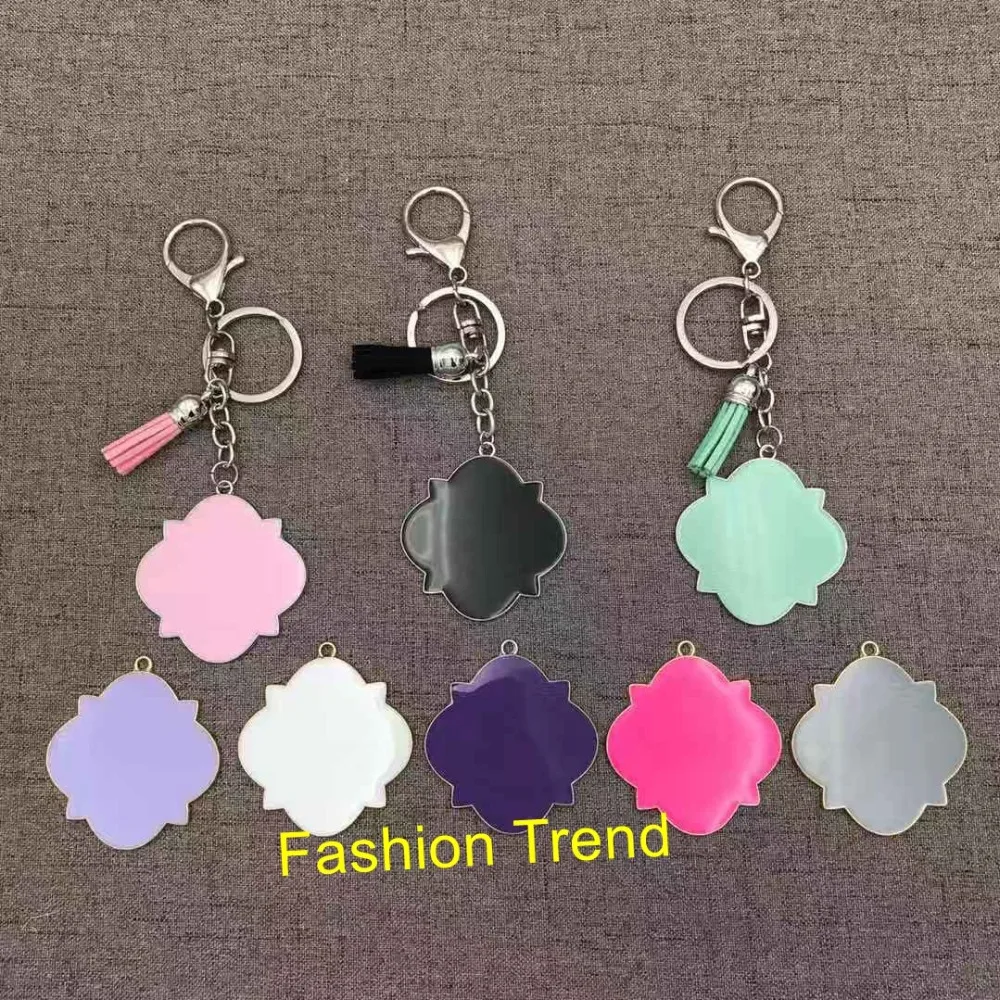quatrefoil keychain (1)