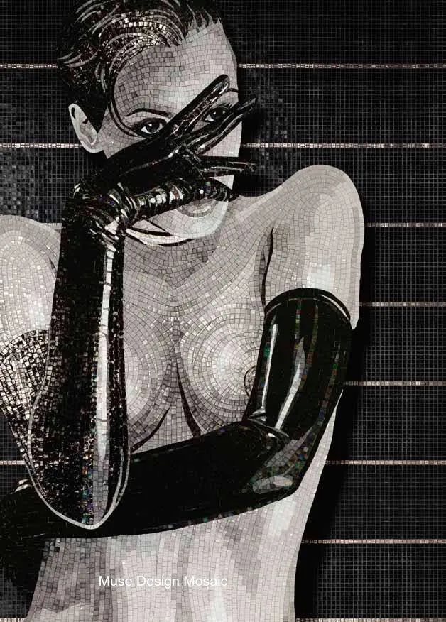 NAKED LADY SILVER  (1)_