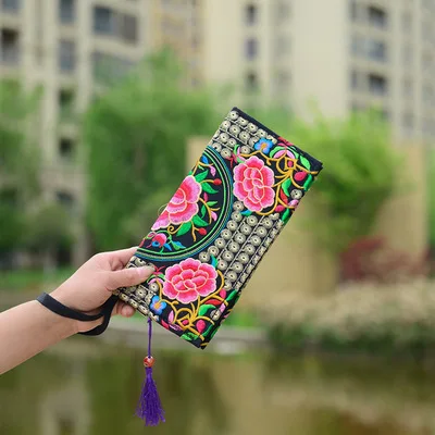 

Fashion Bohemian Embroidery Small Shopping handbags!Hot Multi Floral Embroidered Women Day Clutches Vintage Canvas Tassel bags