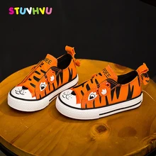 

Children shoes for girls boys canvas shoes 2018 autumn new cute cartoon printing sneakers soft breathable flat kids rubber shoes