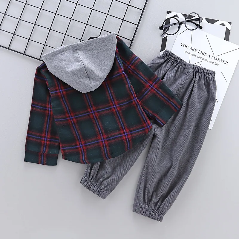 Roupas de Outono Conjunto de Roupas de Algodão Criança Meninos Minúsculo Agasalho Xadrez Hoodies Terno Duas Peças Crianças 1th Aniversário Outfits 2020 8 High Quality Mamãe e Bebê