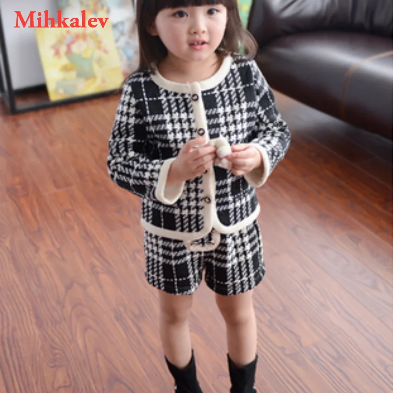 

Mihkalev 2017 autumn plaid Baby Girl Clothes sets coats and shorts 2pcs litter girl clothing set for children tracksuits outfits