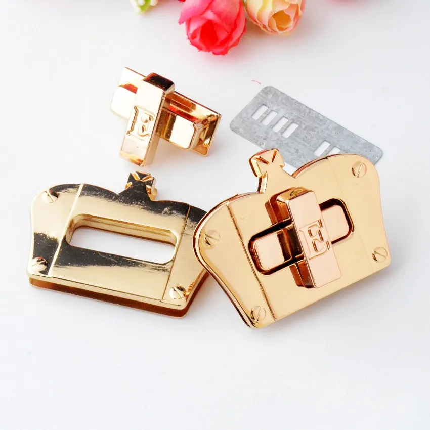 Free Shipping 2 Sets Purse Twist Turn Lock Golden Metal Hook Box